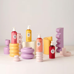 Roger&Gallet Fleur De Figuier Shea Ve Incir Özlü Canlandırıcı 24 Saat Nemlendirici Vücut Losyonu, 250Ml