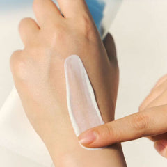 Skin1004 Madagascar Centella Hyalu-Cica Water-Fit SPF50+ Sun Serum 50 ml